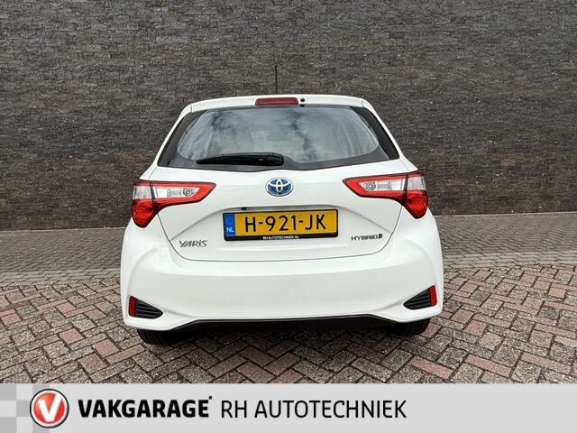 Toyota YARIS 1.5 Hyb. Active