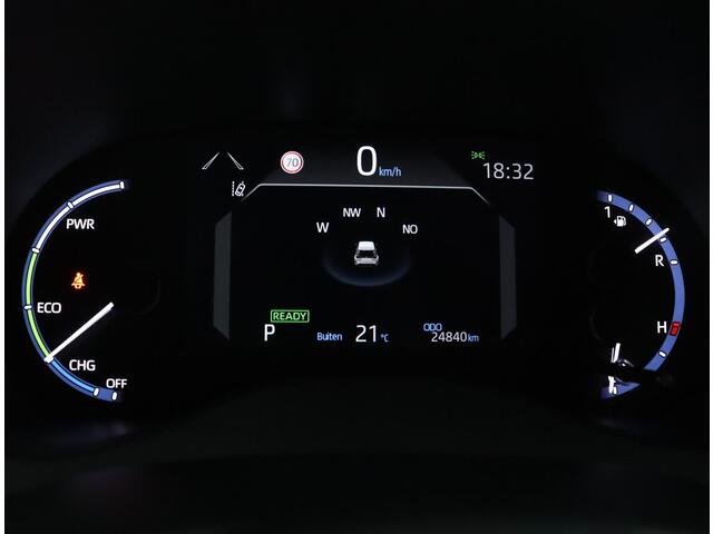 Toyota YARIS Cross 1.5 Hybrid Executive | Stoelverwarming | Half lederen bekleding | ACC |
