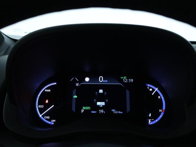 Toyota YARIS Cross 1.5 Hybrid Dynamic Limited | Apple CarPlay | Android Auto | 17" Lichtmetalen velgen |