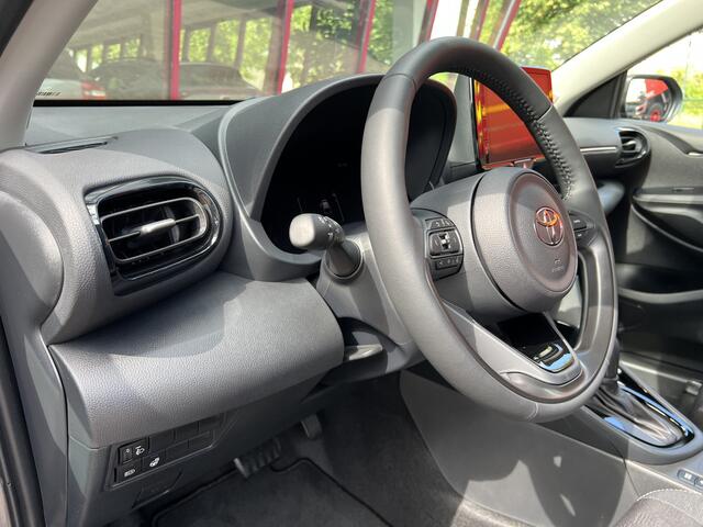 Toyota YARIS 1.5 Hybrid 115 Dynamic | Team Player | Comfort-Pack |