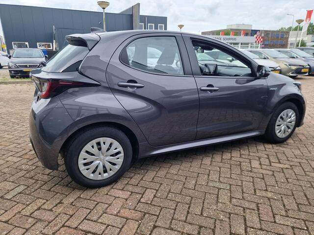 Toyota YARIS 1.5 Hybrid Active