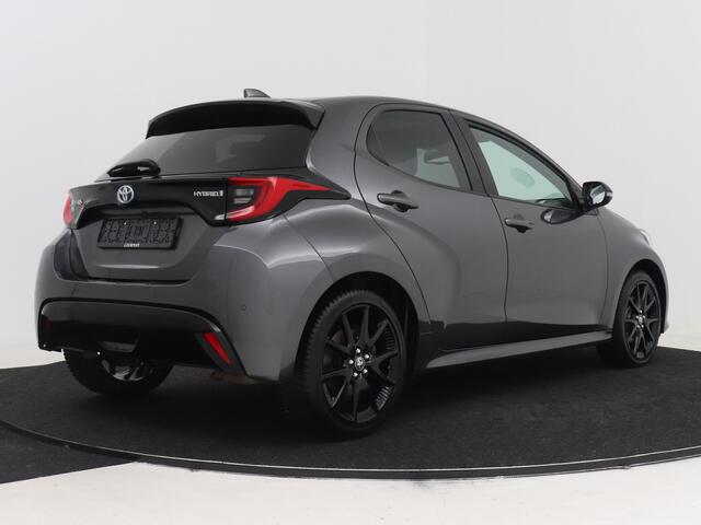 Toyota YARIS 1.5 Hybrid Executive | Panoramadak | Head Up | Parkeersensoren | JBL |
