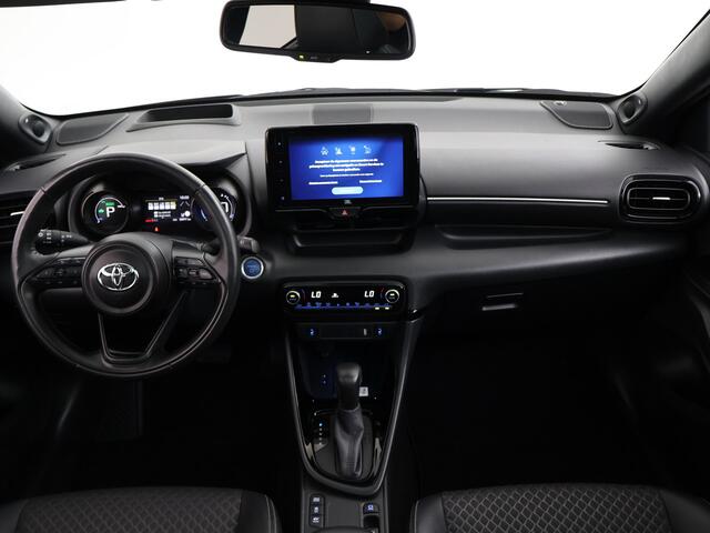 Toyota YARIS 1.5 Hybrid Executive | Panoramadak | Head Up | Parkeersensoren | JBL |