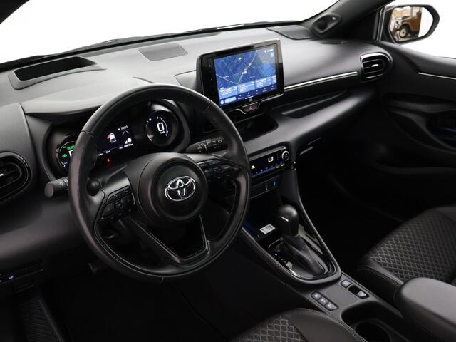 Toyota YARIS 1.5 Hybrid Executive | Panoramadak | Head Up | Parkeersensoren | JBL |