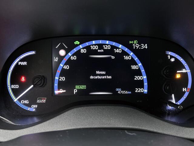 Toyota YARIS Cross 1.5 Hybrid GR Sport | Panoramadak | JBL | Blindspot | Head up Display | Stoelverwarming |