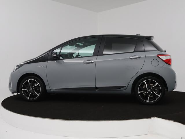 Toyota YARIS 1.5 Hybrid Bi-Tone Plus