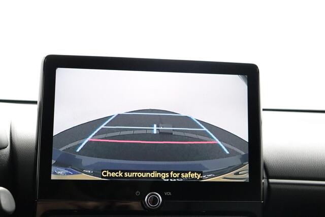 Toyota YARIS 1.5 Hybrid 130 Executive | Carplay | 17" Lichtmetalen velgen | Dodehoekdetectie | Parkeersensoren voor + achter