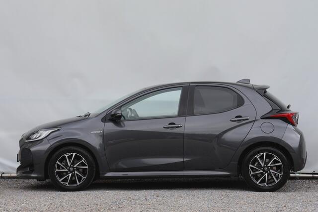 Toyota YARIS 1.5 Hybrid Active - 91 pk **Camera / Led / Climate