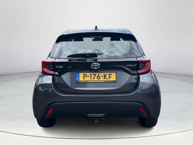 Toyota YARIS 1.5 Hybrid Dynamic | Trekhaak | Carplay | Licht metalen velgen | LED koplampen | Keyless entry |