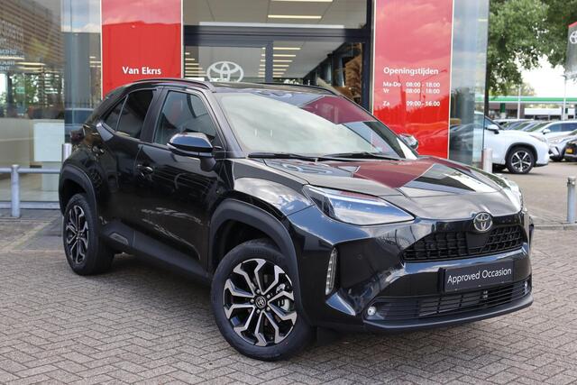 Toyota YARIS Cross 1.5 Hybrid 115 Dynamic Limited, Parkeersensoren, Stuurverwarming, Stoelverwarming, Apple carplay, Android auto!