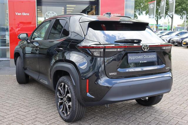 Toyota YARIS Cross 1.5 Hybrid 115 Dynamic Limited, Parkeersensoren, Stuurverwarming, Stoelverwarming, Apple carplay, Android auto!