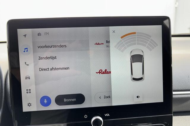 Toyota YARIS Cross 1.5 Hybrid 115 Dynamic Limited, Parkeersensoren, Stuurverwarming, Stoelverwarming, Apple carplay, Android auto!