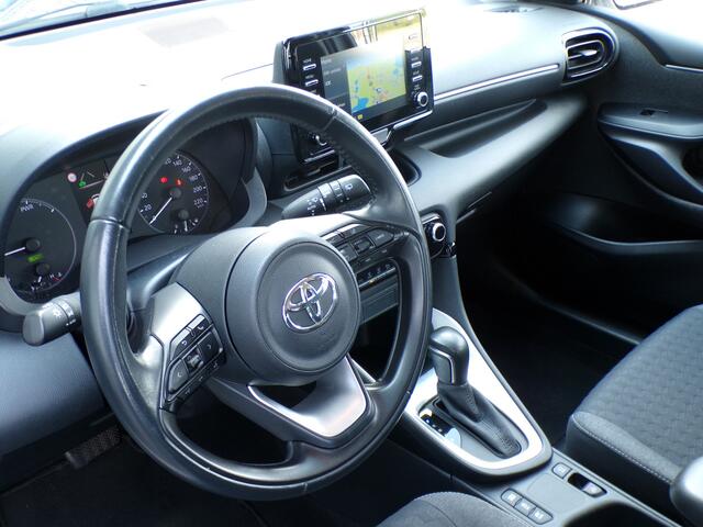 Toyota YARIS 1.5 Hybrid Comfort, Carplay + Android Auto / Camera / Adaptive Cruise / Climate control