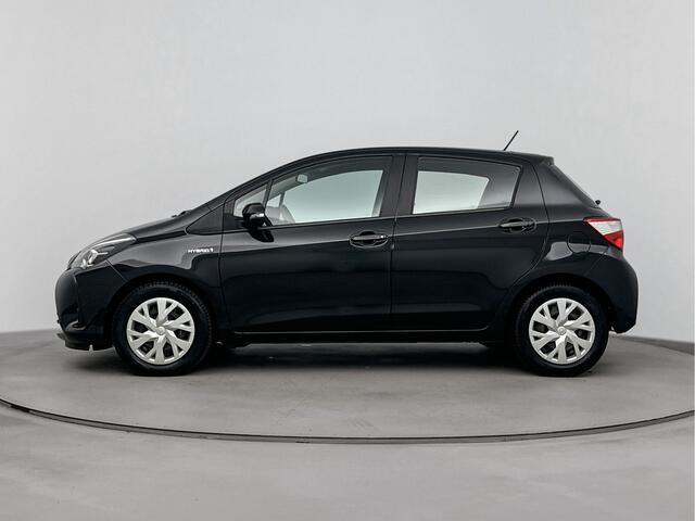 Toyota YARIS 1.5 Hybrid Active | Cruise Control | Airco | Bluetooth | Verkeersbord Detectie |