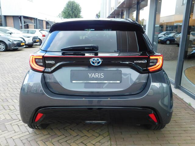Toyota YARIS 1.5 Hybrid Executive | HUD | Stuurverwarming