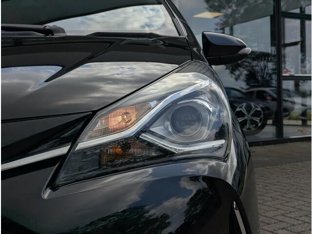 Toyota YARIS 1.5 Hybrid Active | Cruise | Climate control | Navi | Bluetooth | Stoelverwarming | Camera
