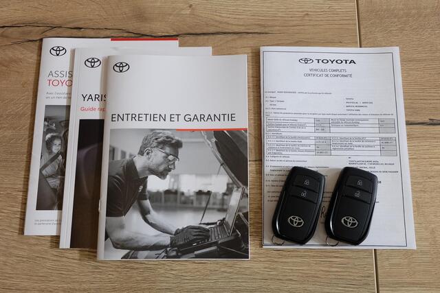 Toyota YARIS 1.5 Hybrid 130 Launch Edition / Nieuw / Full option / 10 jaar garantie