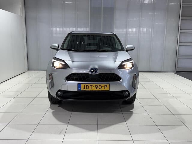 Toyota YARIS Cross 1.5 Hybrid Dynamic edition | Parkeersensoren voor + achter | Smart key | Privacy glass | Apple Carplay & Android Auto | Navigatie