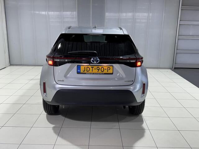 Toyota YARIS Cross 1.5 Hybrid Dynamic edition | Parkeersensoren voor + achter | Smart key | Privacy glass | Apple Carplay & Android Auto | Navigatie
