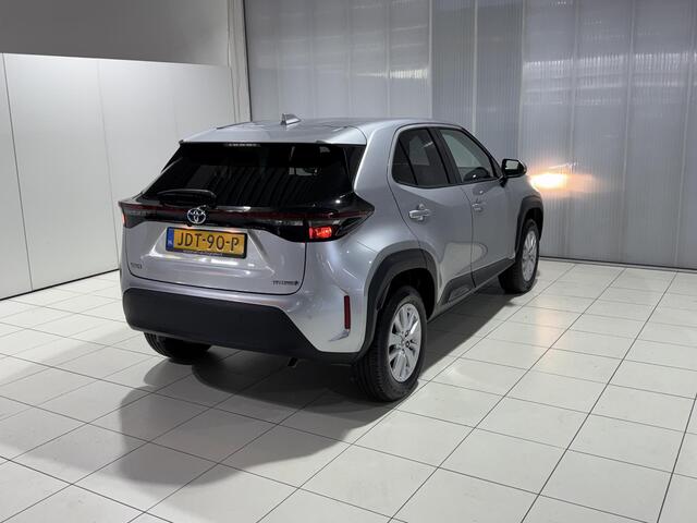 Toyota YARIS Cross 1.5 Hybrid Dynamic edition | Parkeersensoren voor + achter | Smart key | Privacy glass | Apple Carplay & Android Auto | Navigatie