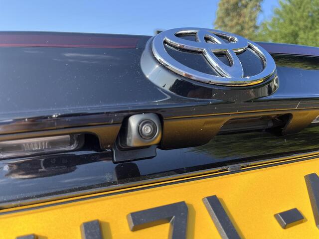 Toyota YARIS Cross 1.5 Hybrid 115 Dynamic | Apple CarPlay/Android auto | Navigatie | Achteruitrijcamera | Stuurverwarming | Stoelverwarming