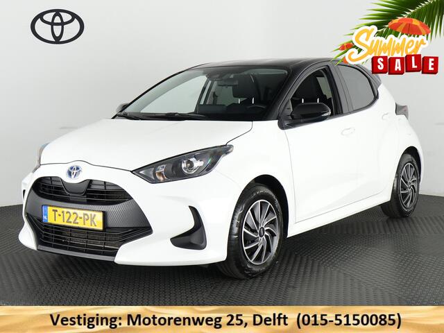 Toyota YARIS 1.5 HYBRID AUTOMAAT BLACK & WHITE GARANTIE 8-2033 NAVIGATIE.CLIMA.CRUISE