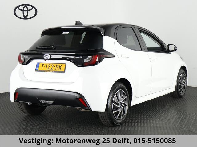 Toyota YARIS 1.5 HYBRID AUTOMAAT BLACK & WHITE GARANTIE 8-2033 NAVIGATIE.CLIMA.CRUISE