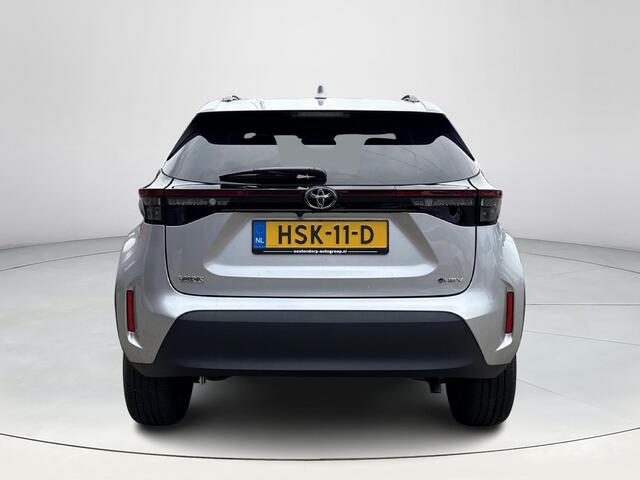 Toyota YARIS Cross 1.5 Hybrid 115 First Edition **STOEL EN STUURWIELVERWARMING/ KEYLESS/ ADAPTIEF CRUISE CONTROL/ 36 MAANDEN GARANTIE**