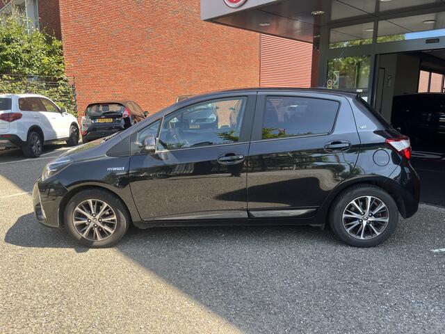 Toyota YARIS 1.5 Hybrid Y20 Exclusive Edition // LED // CAMERA // CRUISE CONTROL // CLIMATE CONTROL // NAVI //