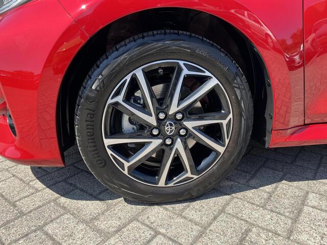 Toyota YARIS 1.5 Hybrid Business Plus All-in prijs | Navigatie | Adaptive cruise control
