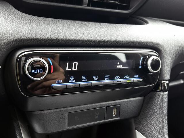 Toyota YARIS 1.5 Hybrid Dynamic | Apple Carplay / Android Auto | Camera | Radar Cruise Control | LM Velgen |