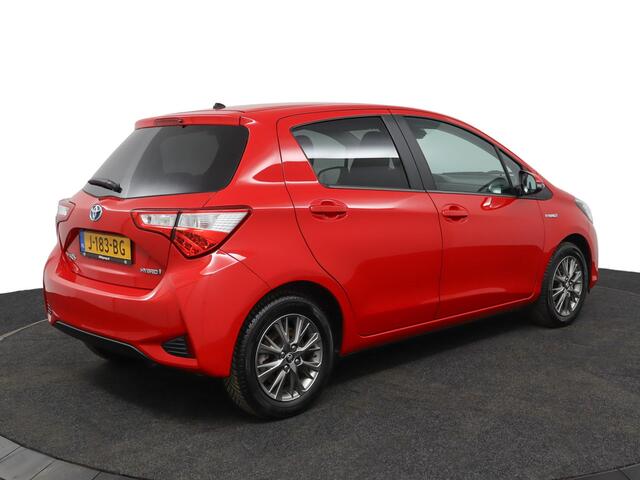 Toyota YARIS 1.5 Hybrid Dynamic | Climate control | Camera | Licjtmetalen wielen | Cruise control |