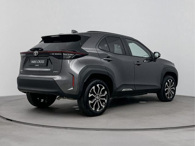 Toyota YARIS Cross 1.5 Hybrid 115 First Edition Limited | Apple Carplay/Android Auto | Stoel-/Stuur verwarming | Lichtmetalen Velgen | Metaallak |