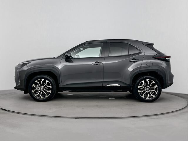 Toyota YARIS Cross 1.5 Hybrid 115 First Edition Limited | Apple Carplay/Android Auto | Stoel-/Stuur verwarming | Lichtmetalen Velgen | Metaallak |