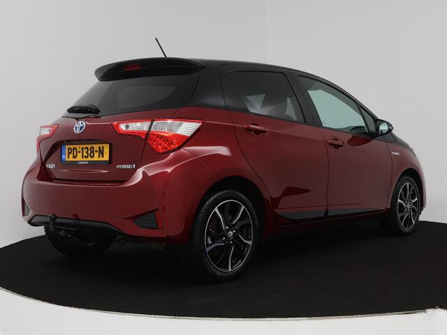 Toyota YARIS 1.5 Hybrid Bi-Tone