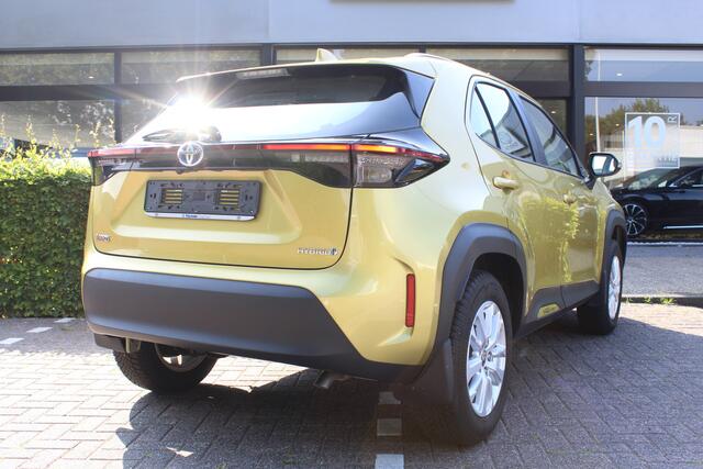 Toyota YARIS Cross 1.5 Hybrid Dynamic Special | Rijklaar | Elek achterklep | Stoel-/Stuurverwarming | Apple/Android | Navi | HUD