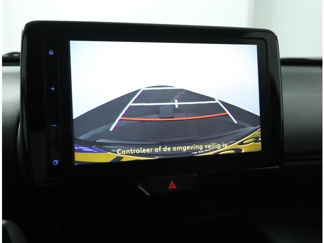 Toyota YARIS Cross 1.5 Hybrid Explore | Parkeer sensoren | Navigatie | Stoelverwarming |
