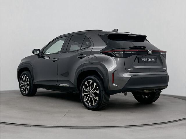 Toyota YARIS Cross 1.5 Hybrid 115 First Edition Limited | Apple Carplay/Android Auto | Stoel-/Stuur verwarming | Parkeersensoren | Metaallak |