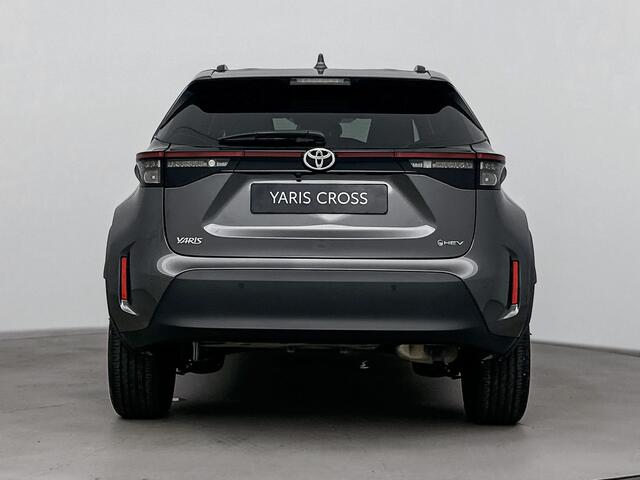 Toyota YARIS Cross 1.5 Hybrid 115 First Edition Limited | Apple Carplay/Android Auto | Stoel-/Stuur verwarming | Parkeersensoren | Metaallak |