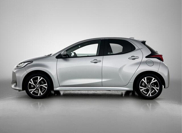 Toyota YARIS 1.5 Hybrid 115 First Edition