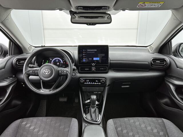 Toyota YARIS 1.5 Hybrid 115 First Edition