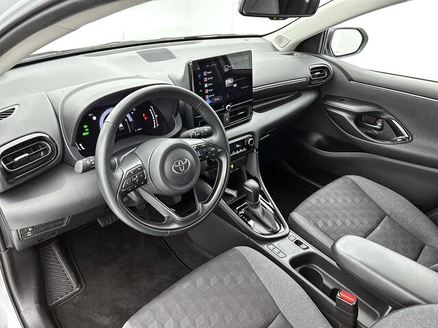 Toyota YARIS 1.5 Hybrid 115 First Edition