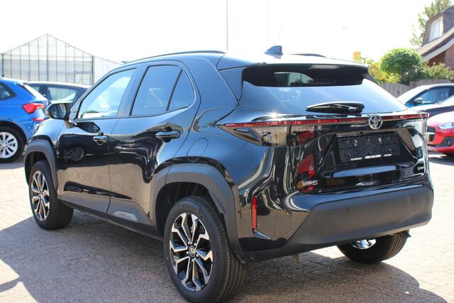 Toyota YARIS Cross 1.5 Hybrid 130 Dynamic NIEUW! | Comfort pack | Dodehoeksensor | Stuur- en Stoelverwarming |