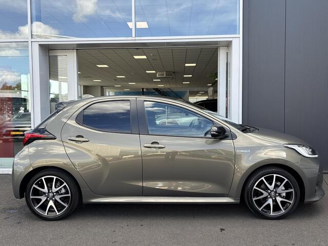 Toyota YARIS 1.5 Hybrid Executive Panorama dak | Blind spot | Parkeersensoren V+A | Half leder | Trekhaak