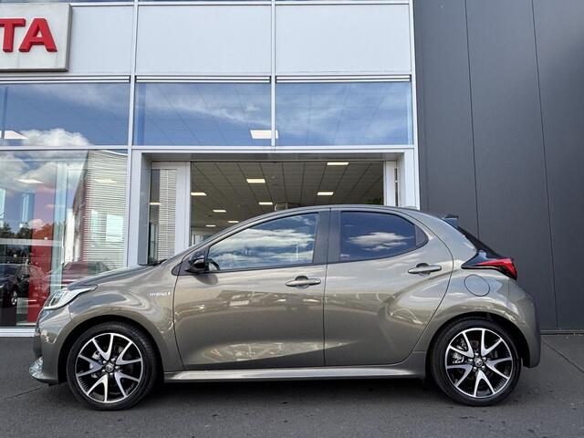 Toyota YARIS 1.5 Hybrid Executive Panorama dak | Blind spot | Parkeersensoren V+A | Half leder | Trekhaak