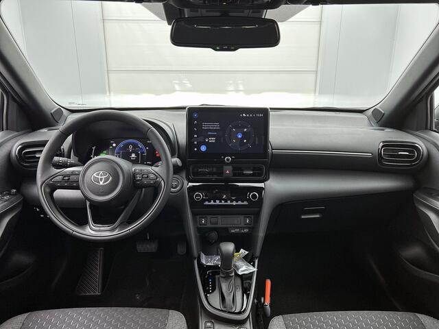 Toyota YARIS Cross 1.5 Hybrid 115 Dynamic *NIEUW* - Louwman Zin in Zomervoordeel auto -