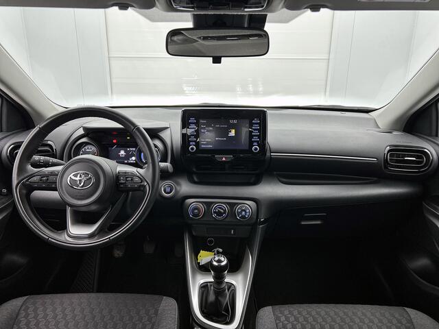 Toyota YARIS 1.5 VVT-i 125 PK Dynamic | LED Verlichting | Apple Carplay / Android Auto |