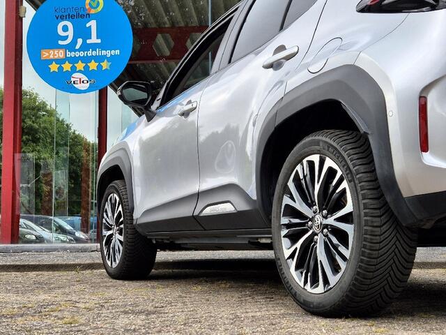 Toyota YARIS 1.5 Hybrid Automaat Executive Bi-Tone | Panorama
