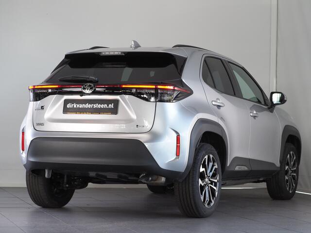 Toyota YARIS Cross 1.5 Hybrid 130 Executive/ Teamplayer | Stuurwiel- En Stoelverwarming | Achteruitrijcamera | Draadloos Telefoonlader | Apple CarPlay/ Android Auto | Botsherkenning | Grootlichtassistent