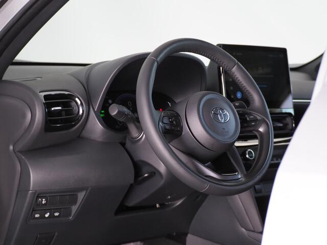 Toyota YARIS Cross 1.5 Hybrid 130 Executive/ Teamplayer | Stuurwiel- En Stoelverwarming | Achteruitrijcamera | Draadloos Telefoonlader | Apple CarPlay/ Android Auto | Botsherkenning | Grootlichtassistent